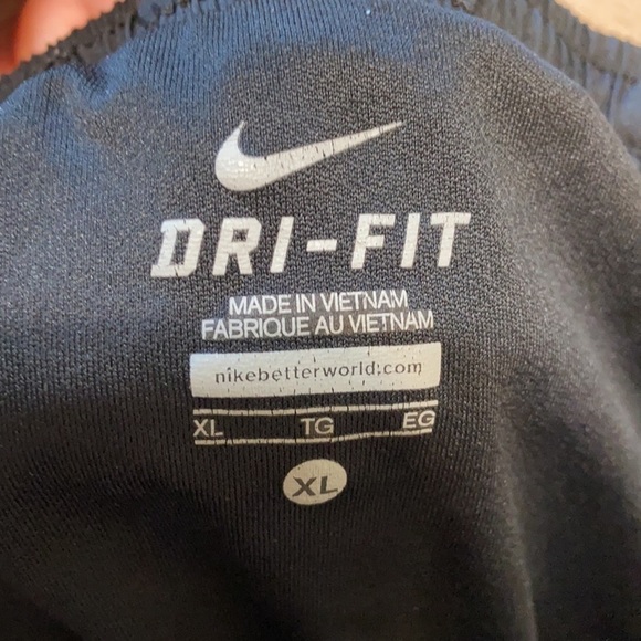 Nike Dri fit lined running drawstring Shorts - Picture 6 of 9